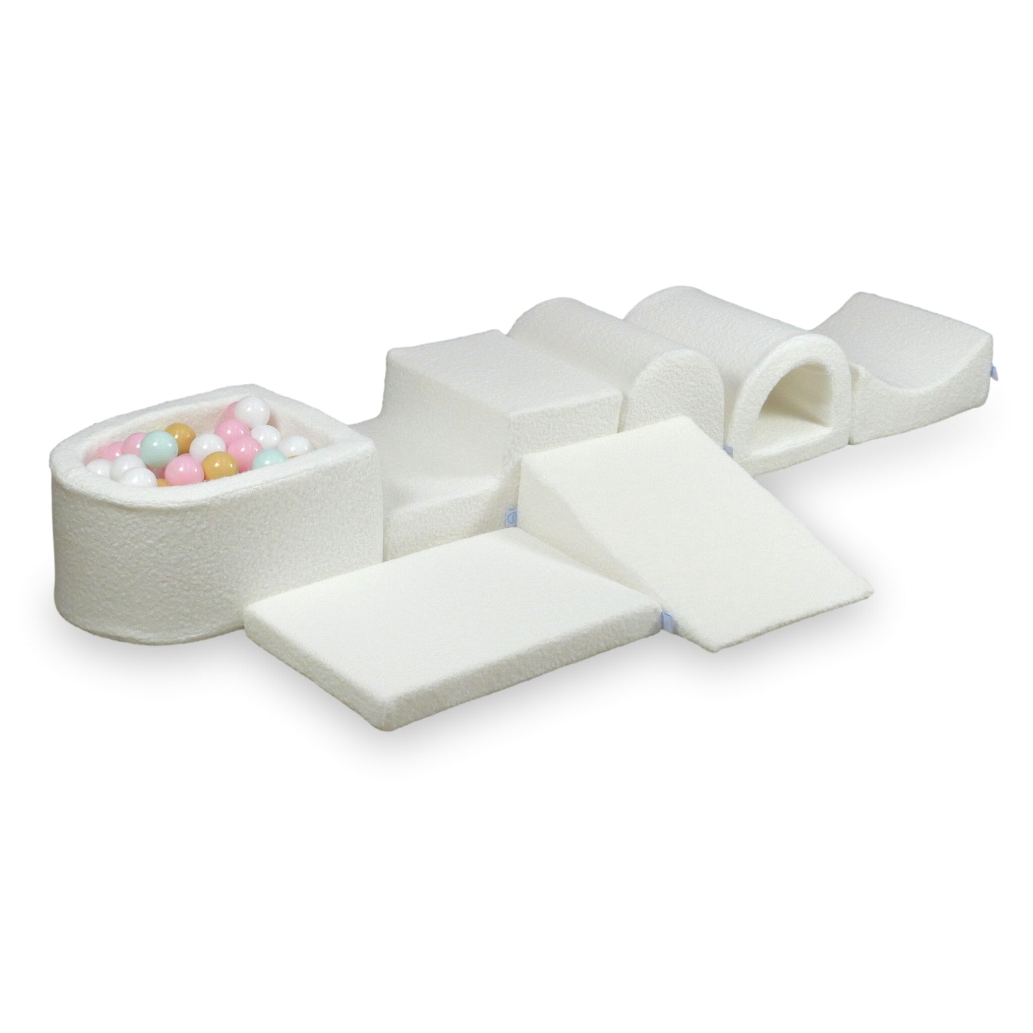 Larger foam play area with micro boucle white pool + 100 balls