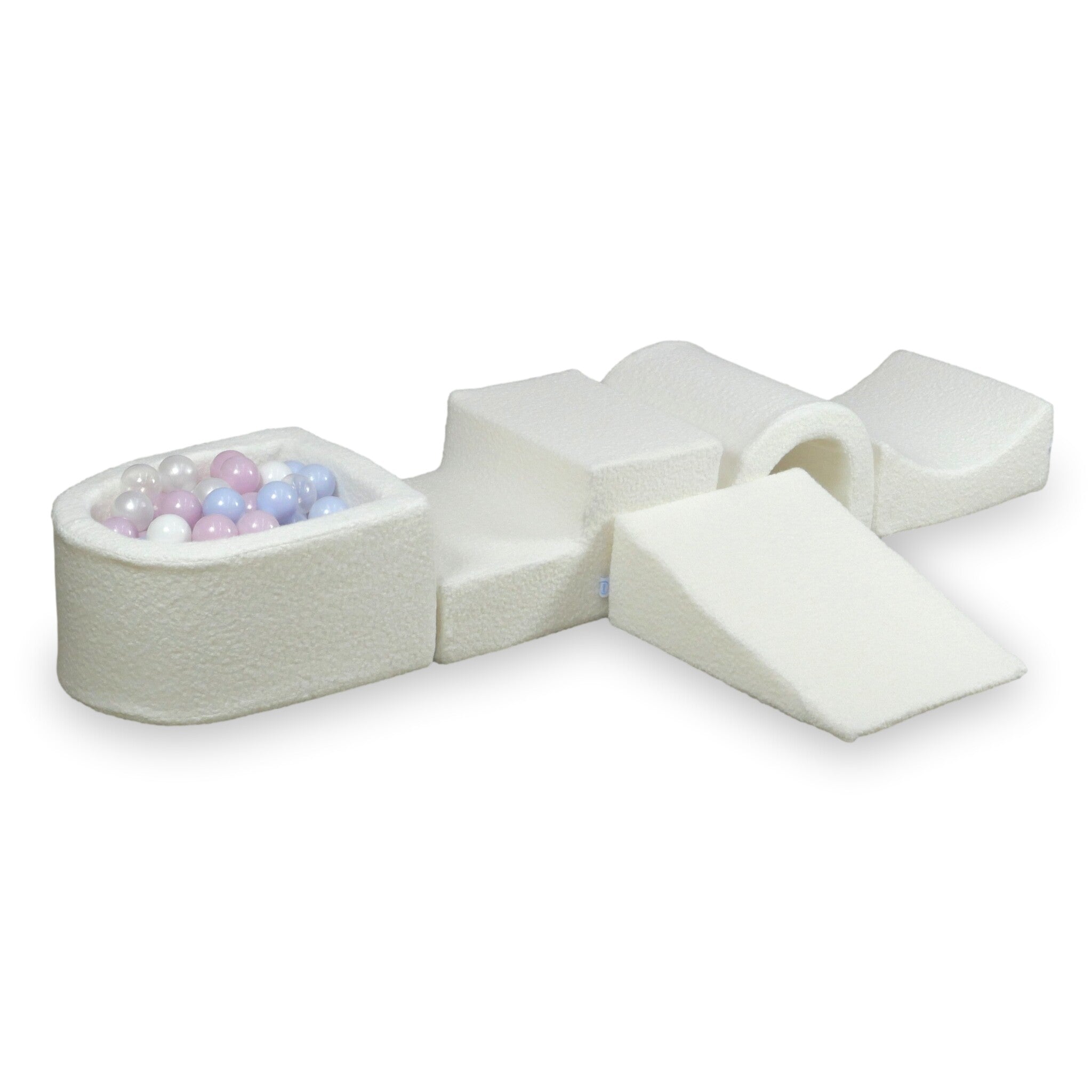 Foam play area with bridge and micro boucle white pool + 100 balls