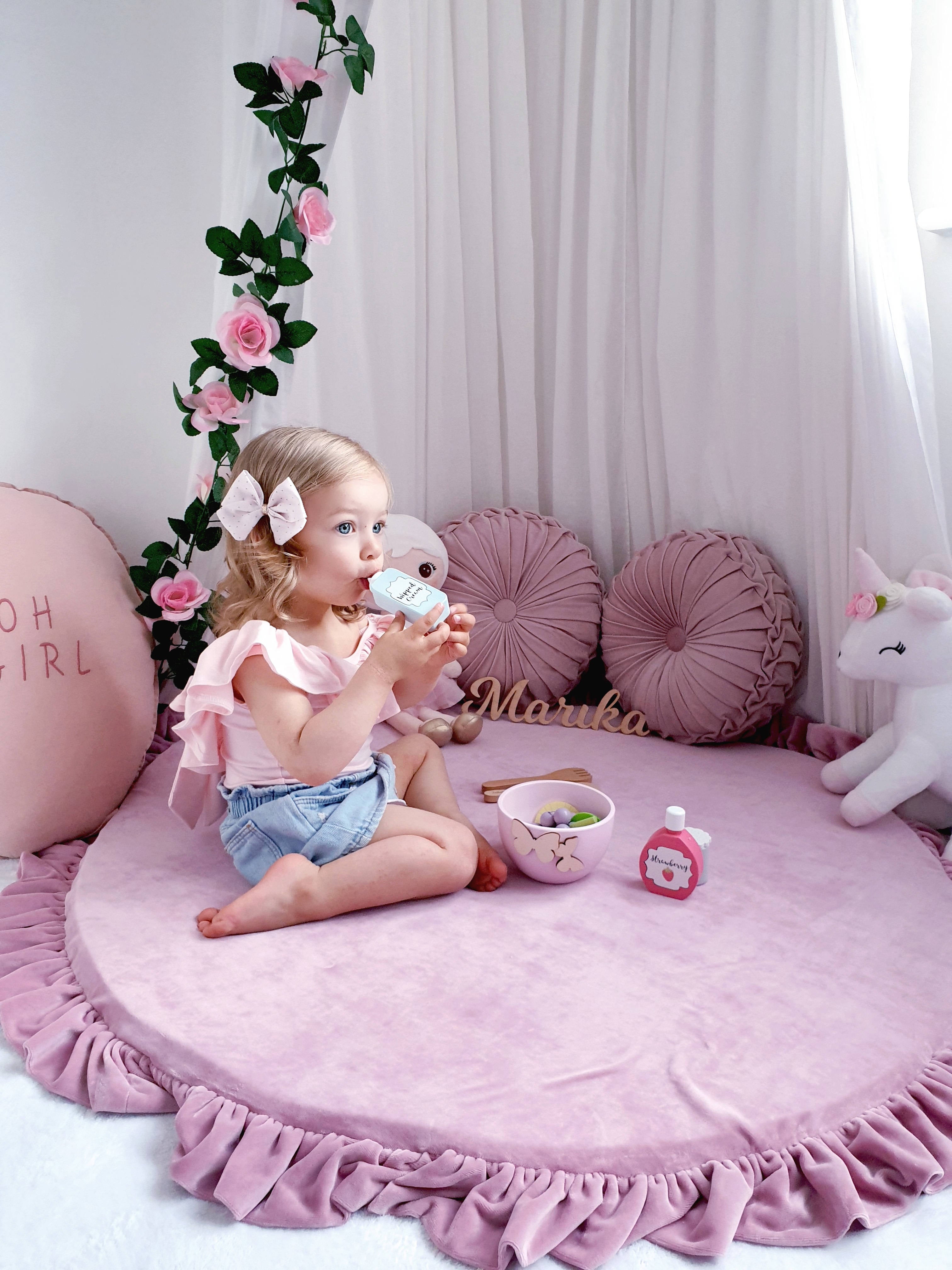 Round baby play mat 100cm with ruffle in soft velvet