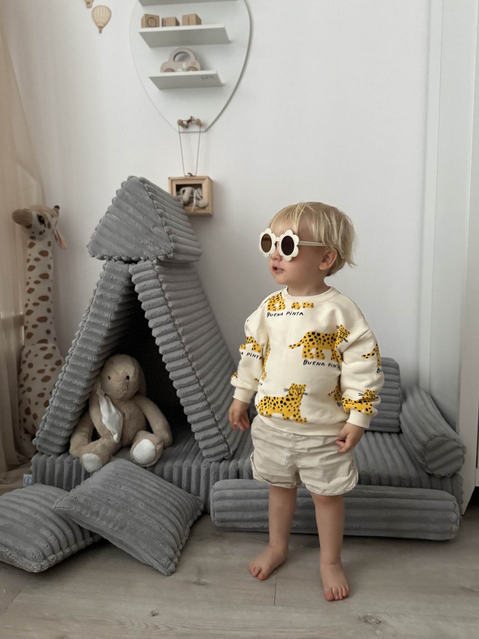 Montessori Mini Play Sofa Comfort in waffle