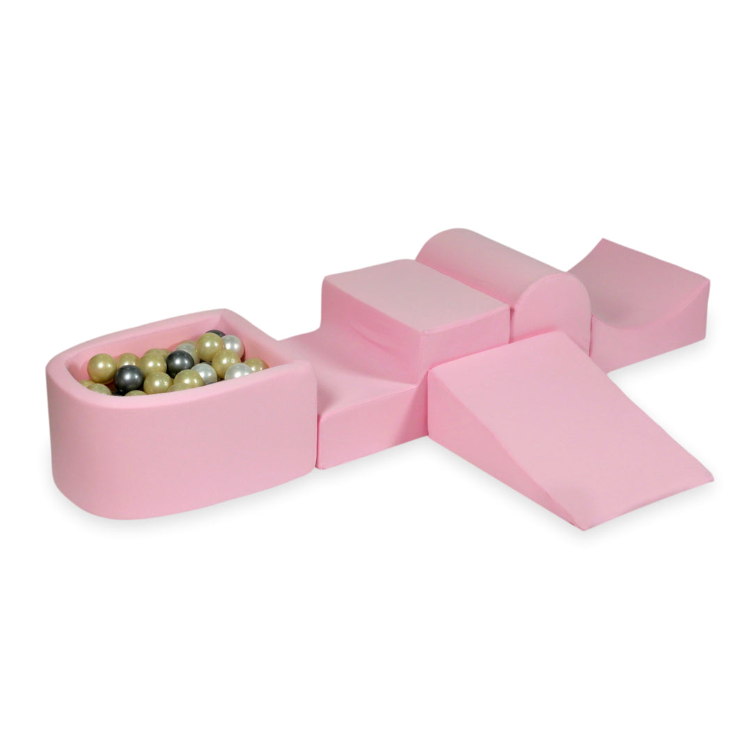 Foam play area with hill and micro powder pink pool + 100 balls