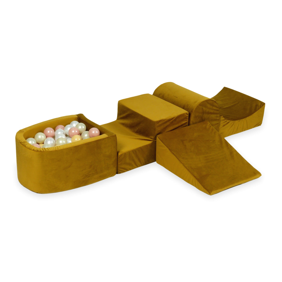 Foam play area with hill and micro velvet gold pool + 100 balls