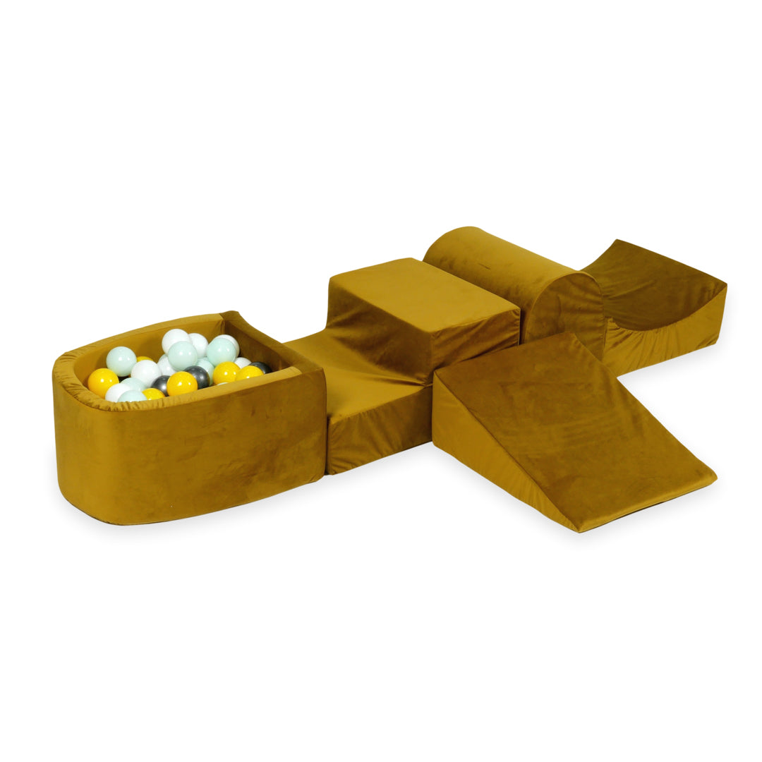 Foam play area with hill and micro velvet gold pool + 100 balls