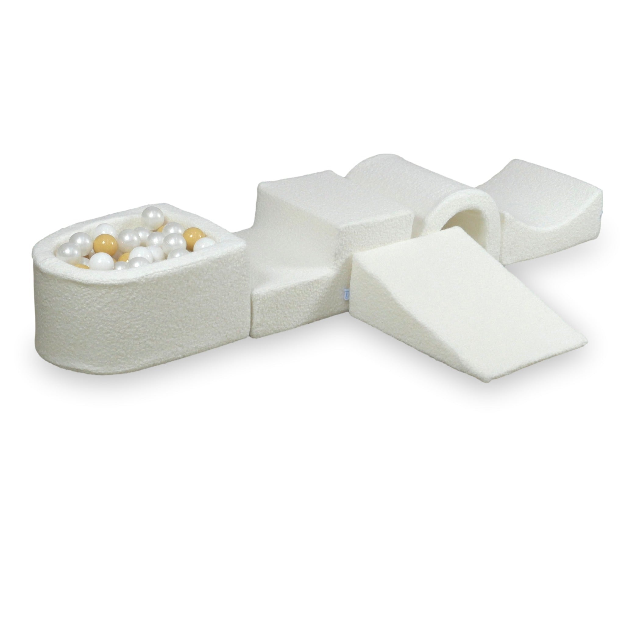 Foam play area with bridge and micro boucle white pool + 100 balls