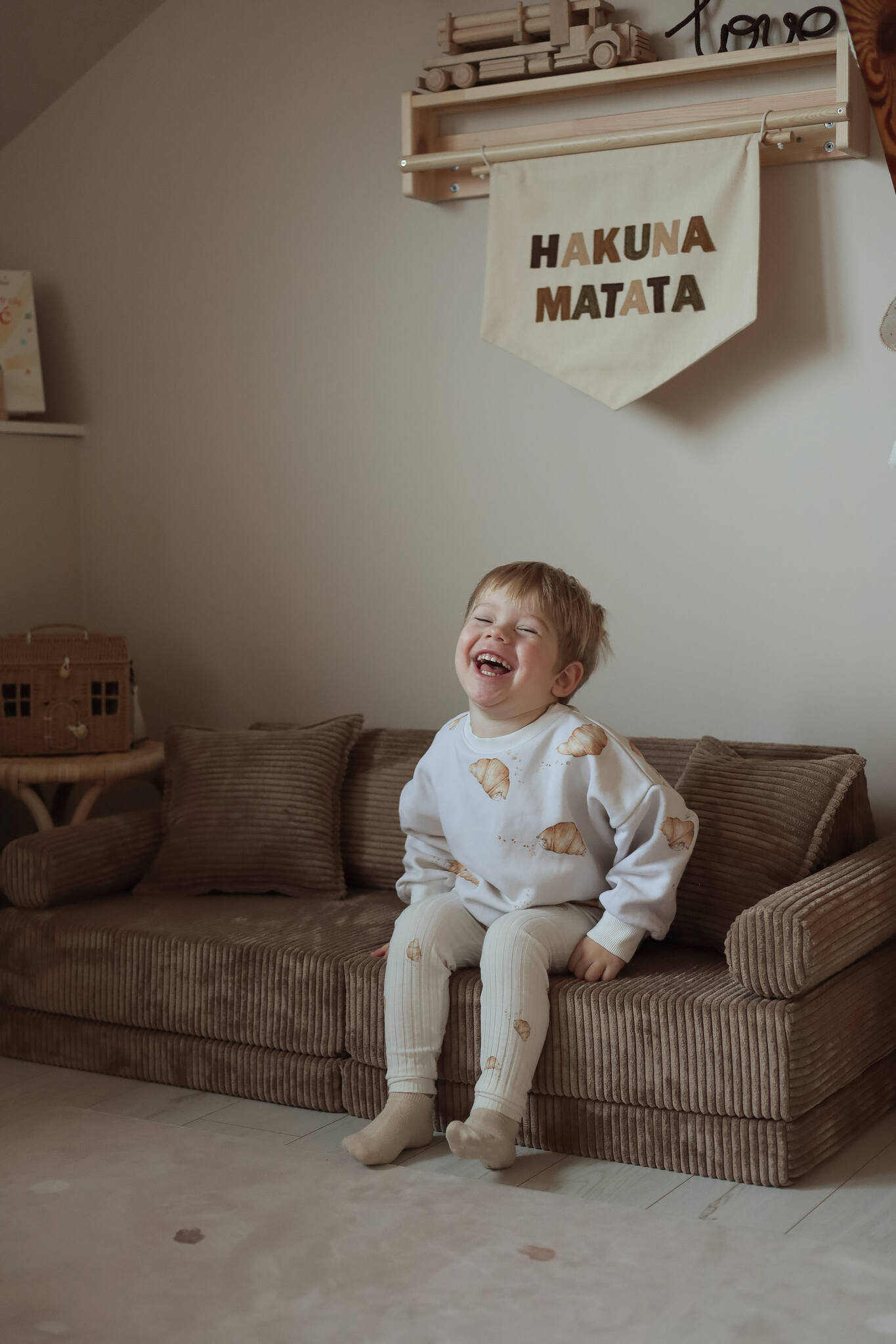 Montessori Mini Play Sofa Comfort in Corduroy
