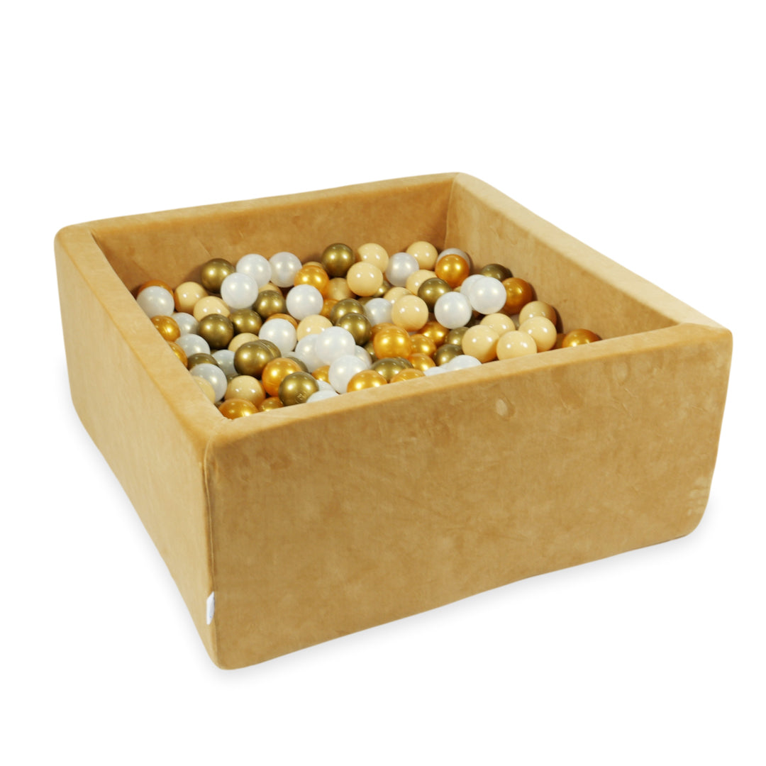 Ball pit in soft velvet