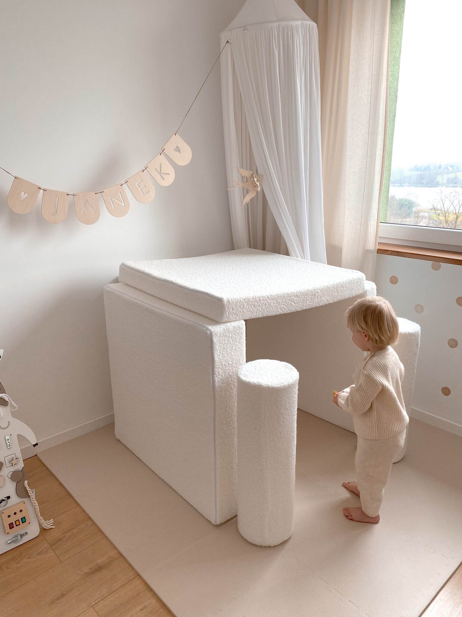 Montessori Play Sofa Comfort White Bouclé